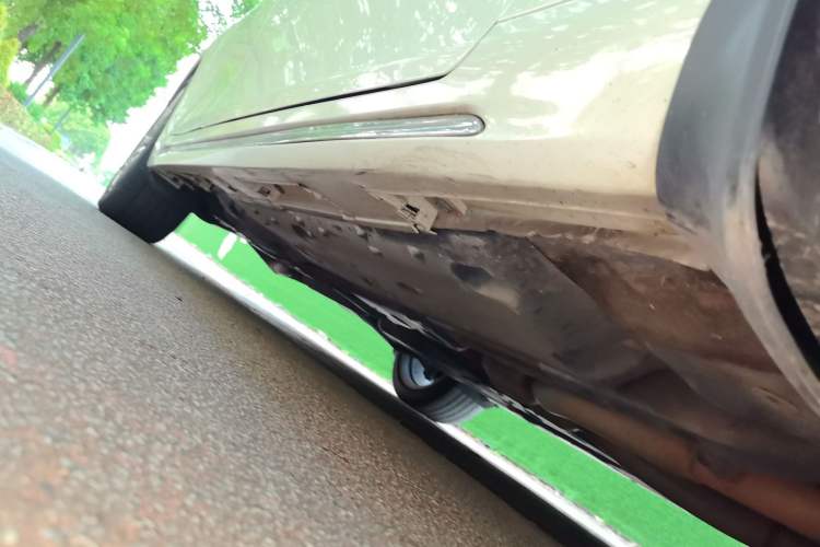 Used Toyota Reiz 2013 2.5V Shangrui Edition Right Side Sill