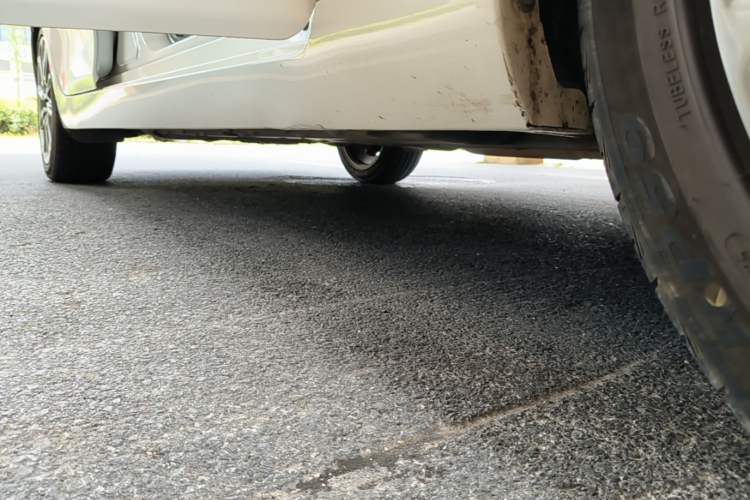 Used Toyota Reiz 2013 2.5S Elite Edition Right Side Sill