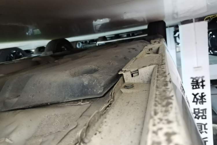 Used Toyota Reiz 2013 2.5V Elite Edition Right Side Sill