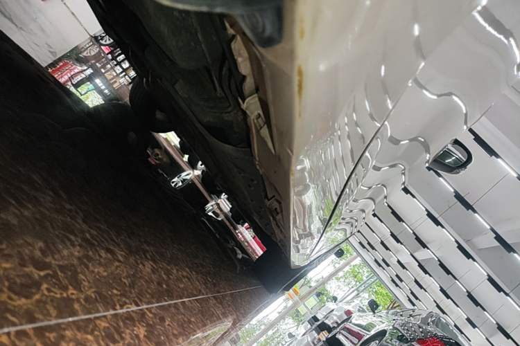 Used Toyota Reiz 2013 2.5S Elite Edition Right Side Sill