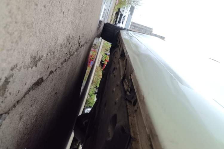 Used Toyota Reiz 2013 2.5S Elite Edition Right Side Sill