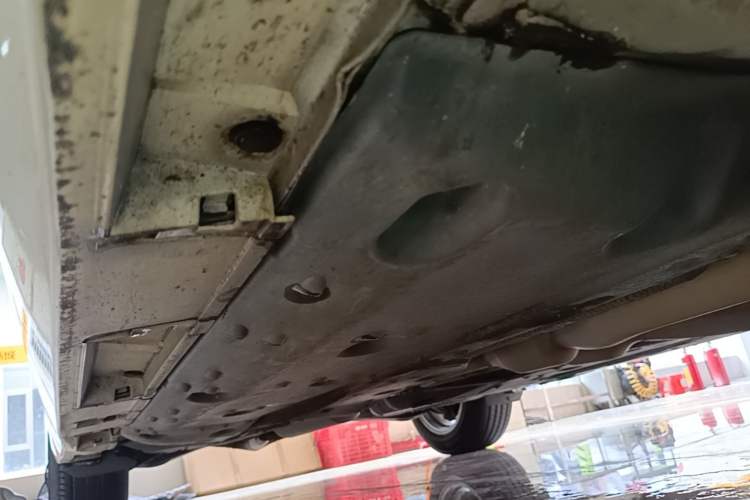 Used Toyota Reiz 2013 2.5S Elite Edition Right Side Sill