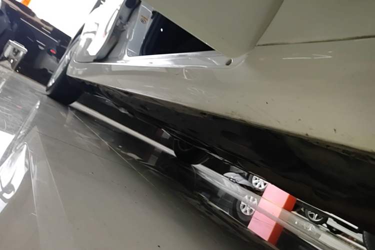 Used Toyota Reiz 2013 2.5S Elite Edition Right Side Sill