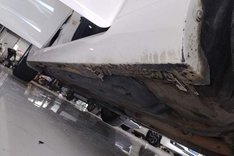Used Toyota Reiz 2013 2.5S Elite Edition Right Side Sill