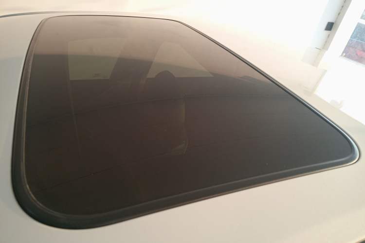 Used Toyota Reiz 2013 2.5V Elite Edition Roof