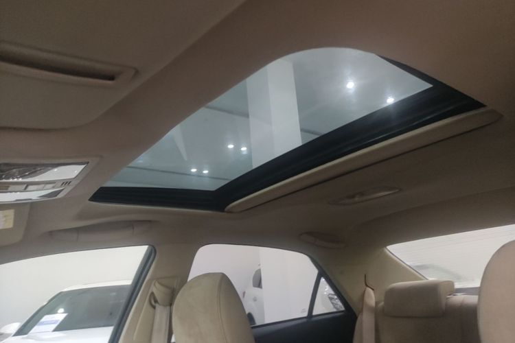Used Toyota Reiz 2013 2.5V Shangrui Edition Roof