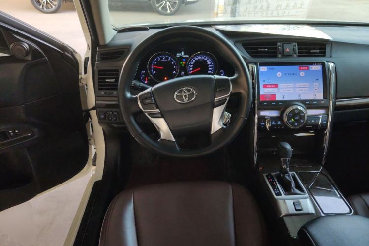 Used Toyota Reiz 2013 2.5S Elite Edition Steering Wheel