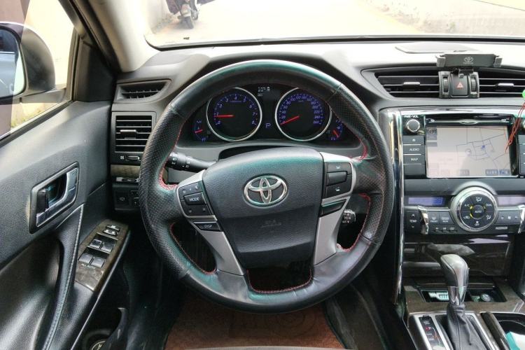 Used Toyota Reiz 2013 2.5V Shangrui Navigation Edition Steering Wheel