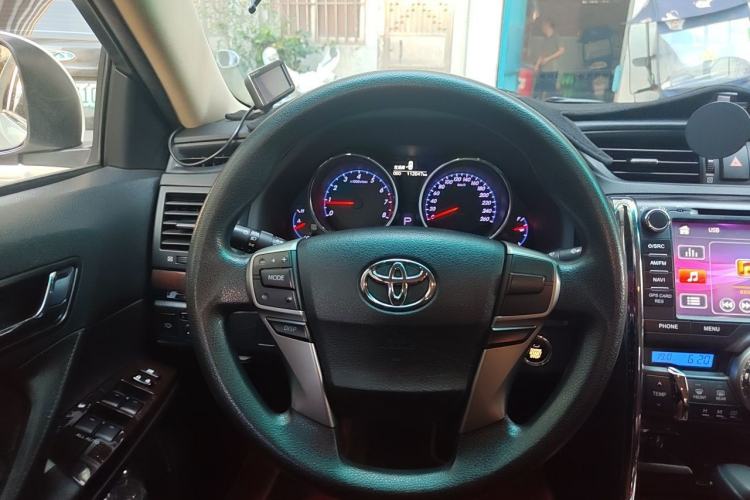 Used Toyota Reiz 2013 2.5S Elite Edition Steering Wheel