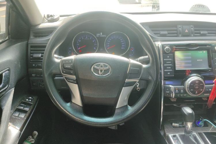 Used Toyota Reiz 2013 2.5S Elite Edition Steering Wheel
