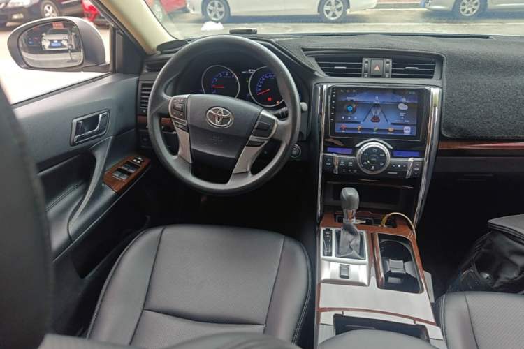 Used Toyota Reiz 2013 2.5S Elite Edition Steering Wheel