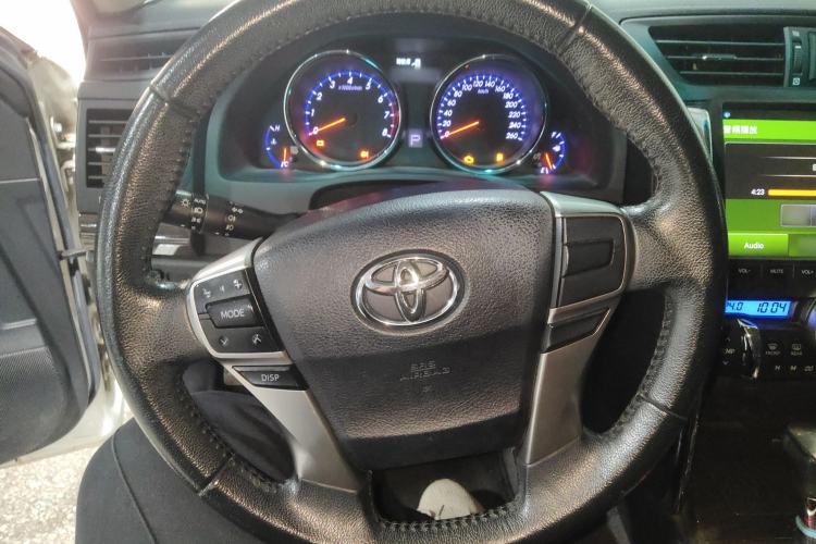 Used Toyota Reiz 2013 2.5V Elite Edition Steering Wheel