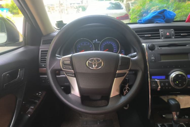 Used Toyota Reiz 2013 2.5S Elite Edition Steering Wheel