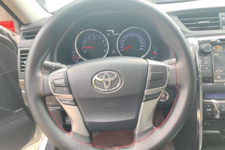 Used Toyota Reiz 2013 2.5S Elite Edition Steering Wheel