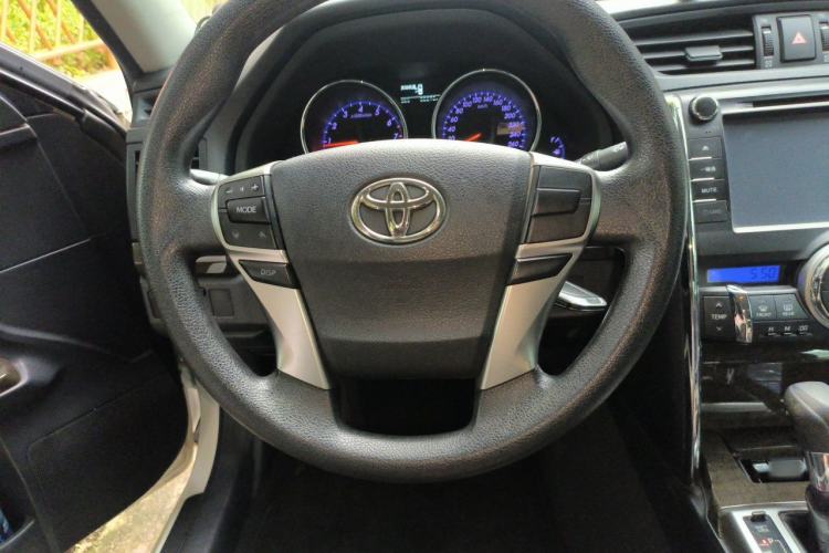 Used Toyota Reiz 2013 2.5S Elite Edition Steering Wheel