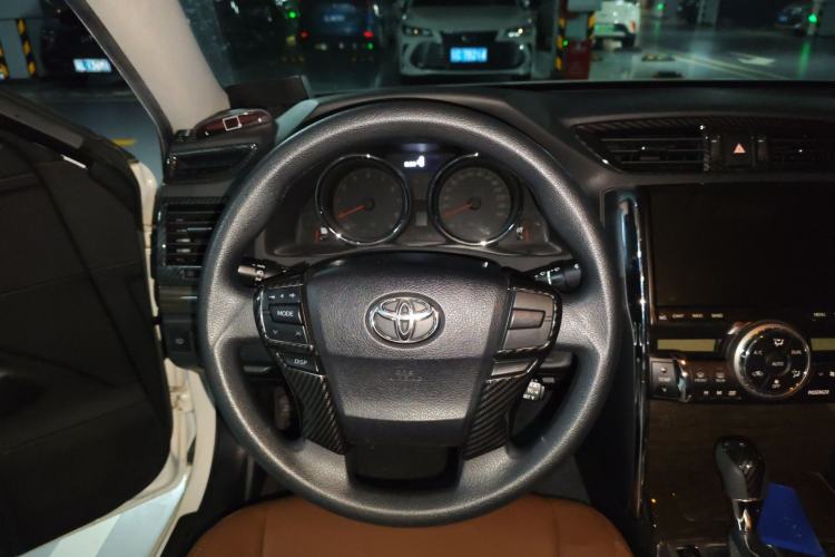 Used Toyota Reiz 2013 2.5S Elite Edition Steering Wheel