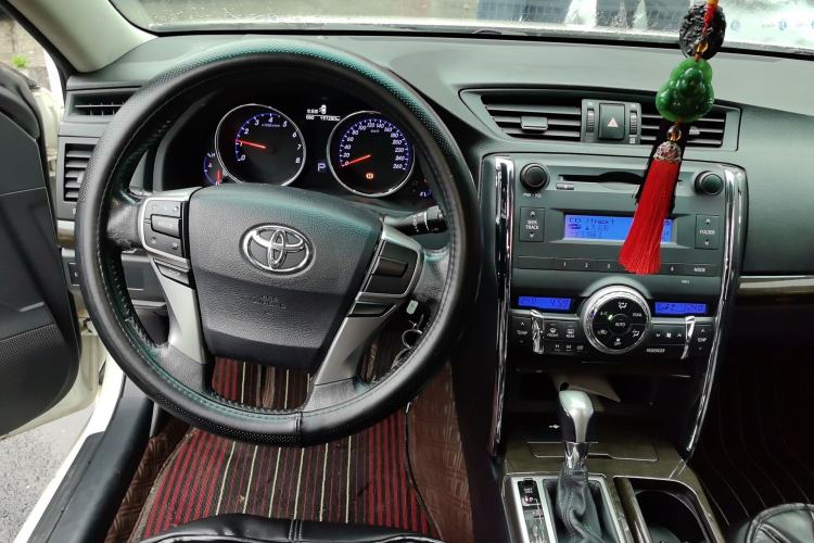 Used Toyota Reiz 2013 2.5V Elite Edition Steering Wheel
