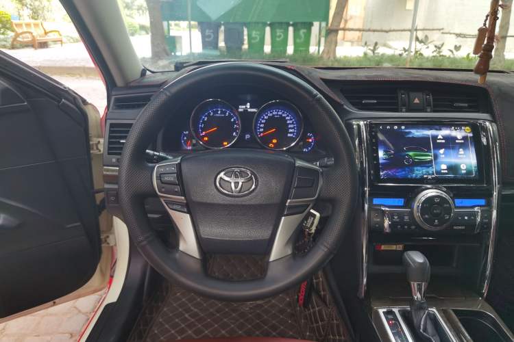 Used Toyota Reiz 2013 2.5S Elite Edition Steering Wheel