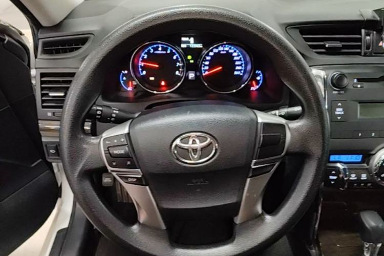 Used Toyota Reiz 2013 2.5S Elite Edition Steering Wheel