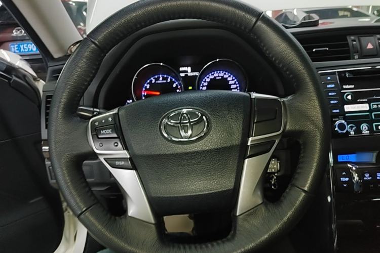 Used Toyota Reiz 2013 2.5S Elite Edition Steering Wheel