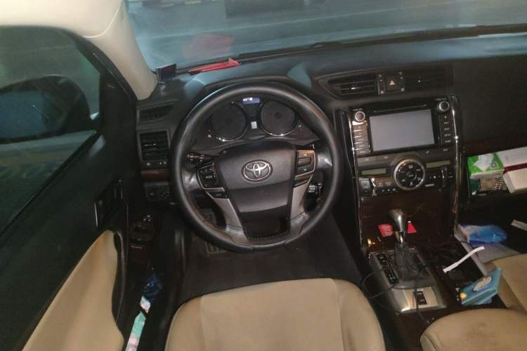 Used Toyota Reiz 2013 2.5V Shangrui Edition Steering Wheel