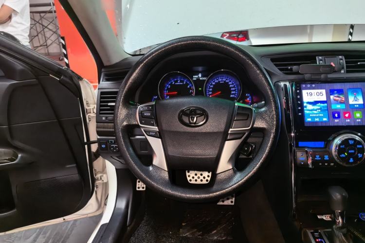 Used Toyota Reiz 2013 2.5S Elite Edition Steering Wheel