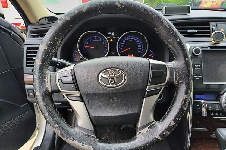 Used Toyota Reiz 2013 2.5S Elite Edition Steering Wheel