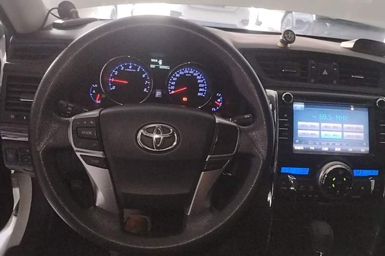 Used Toyota Reiz 2013 2.5S Elite Edition Steering Wheel