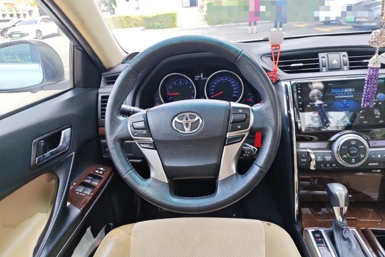 Used Toyota Reiz 2013 2.5V Shangrui Navigation Edition Steering Wheel