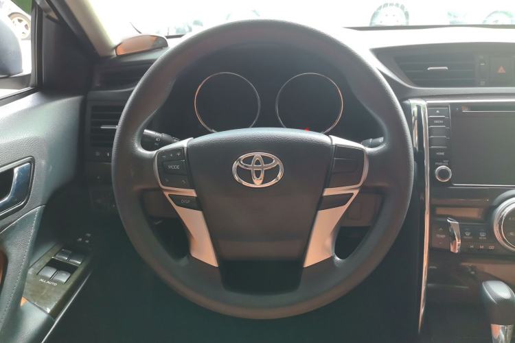 Used Toyota Reiz 2013 2.5S Elite Edition Steering Wheel