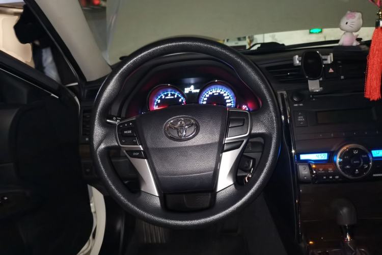 Used Toyota Reiz 2013 2.5S Elite Edition Steering Wheel