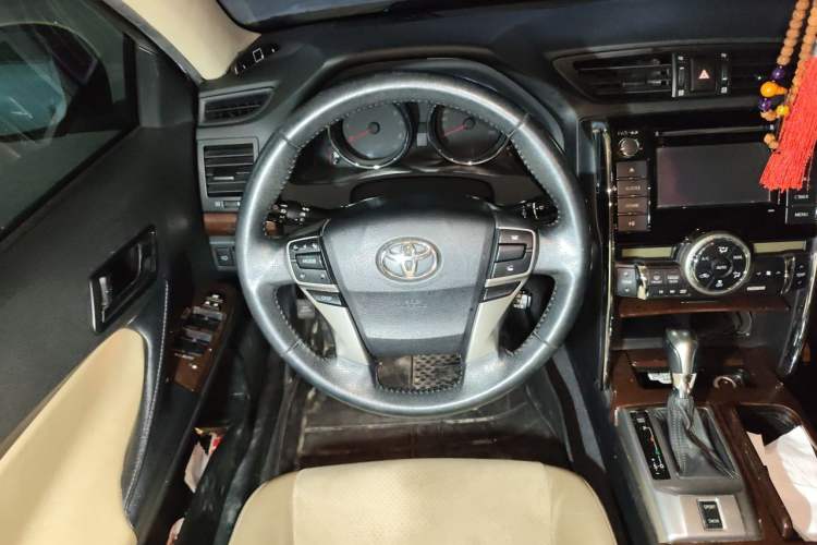 Used Toyota Reiz 2013 2.5V Shangrui Edition Steering Wheel