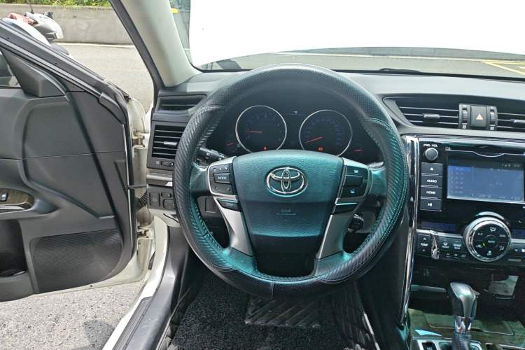 Used Toyota Reiz 2013 2.5V Shangrui Edition Steering Wheel
