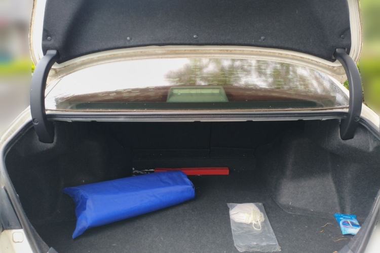 Used Toyota Reiz 2013 2.5V Elite Edition Trunk