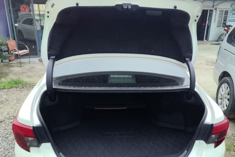 Used Toyota Reiz 2013 2.5V Shangrui Edition Trunk