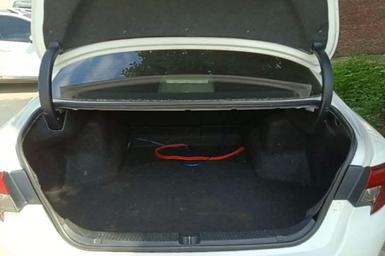 Used Toyota Reiz 2013 2.5V Elite Edition Trunk