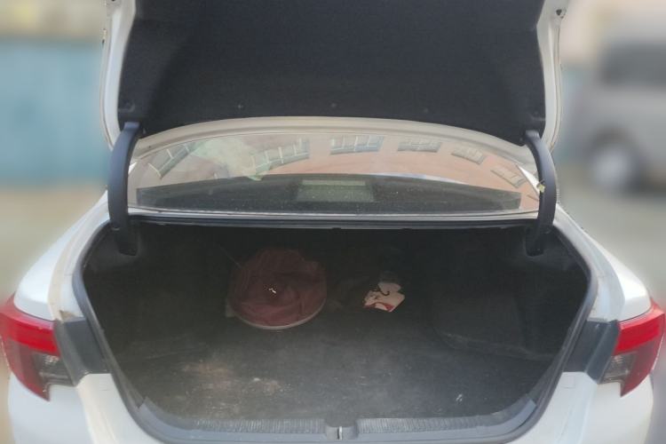 Used Toyota Reiz 2013 2.5V Elite Edition Trunk