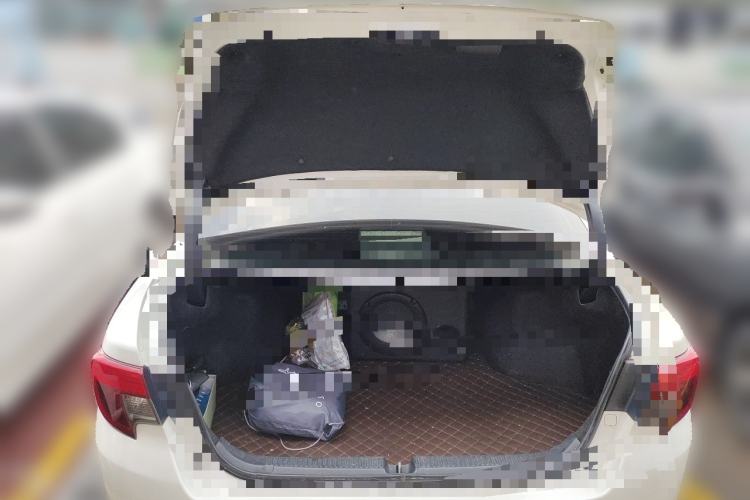 Used Toyota Reiz 2013 2.5V Elite Edition Trunk