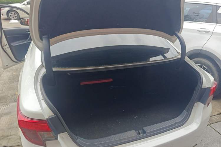 Used Toyota Reiz 2013 2.5S Elite Edition Trunk