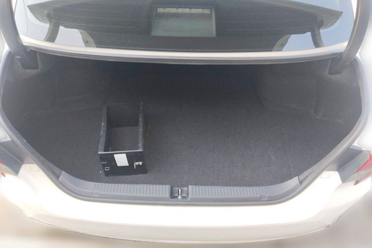 Used Toyota Reiz 2013 2.5V Shangrui Edition Trunk