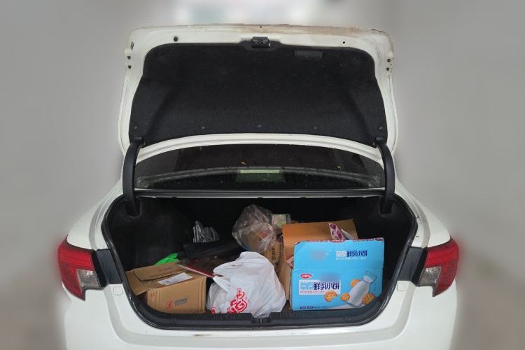 Used Toyota Reiz 2013 2.5V Elite Edition Trunk