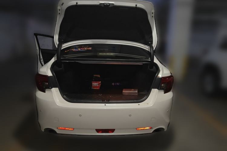 Used Toyota Reiz 2013 2.5V Shangrui Navigation Edition Trunk