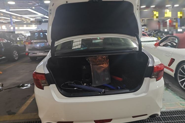 Used Toyota Reiz 2013 2.5V Shangrui Edition Trunk