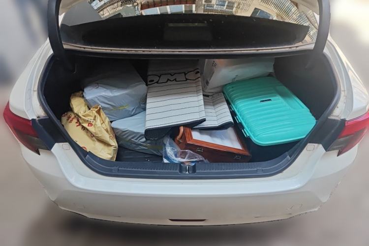 Used Toyota Reiz 2013 2.5V Elite Edition Trunk
