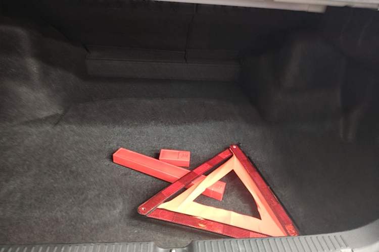 Used Toyota Reiz 2013 2.5V Shangrui Edition Trunk