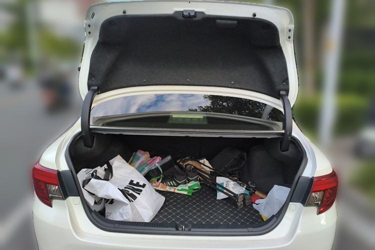 Used Toyota Reiz 2013 2.5S Elite Edition Trunk