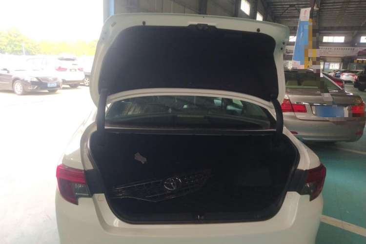 Used Toyota Reiz 2013 2.5V Shangrui Edition Trunk