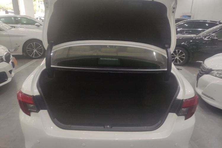 Used Toyota Reiz 2013 2.5V Shangrui Edition Trunk