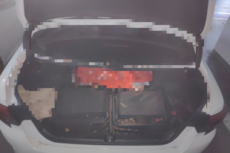Used Toyota Reiz 2013 2.5V Elite Edition Trunk