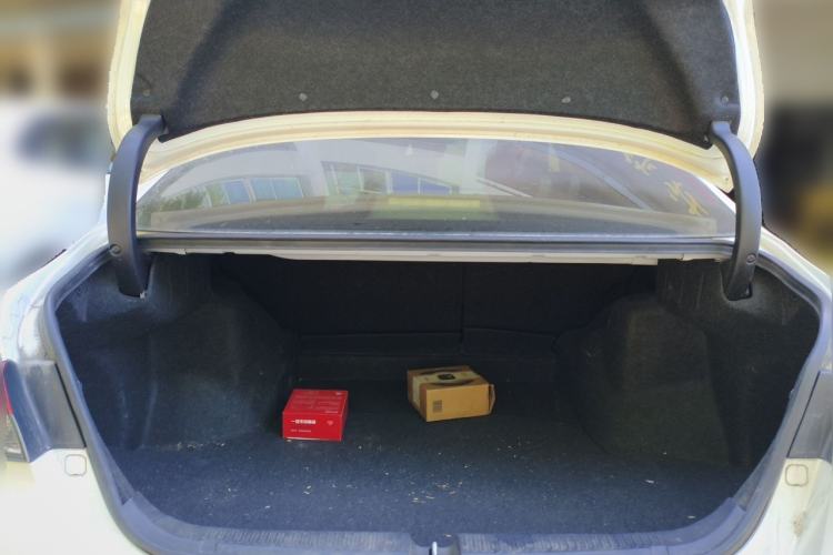 Used Toyota Reiz 2013 2.5V Shangrui Edition Trunk